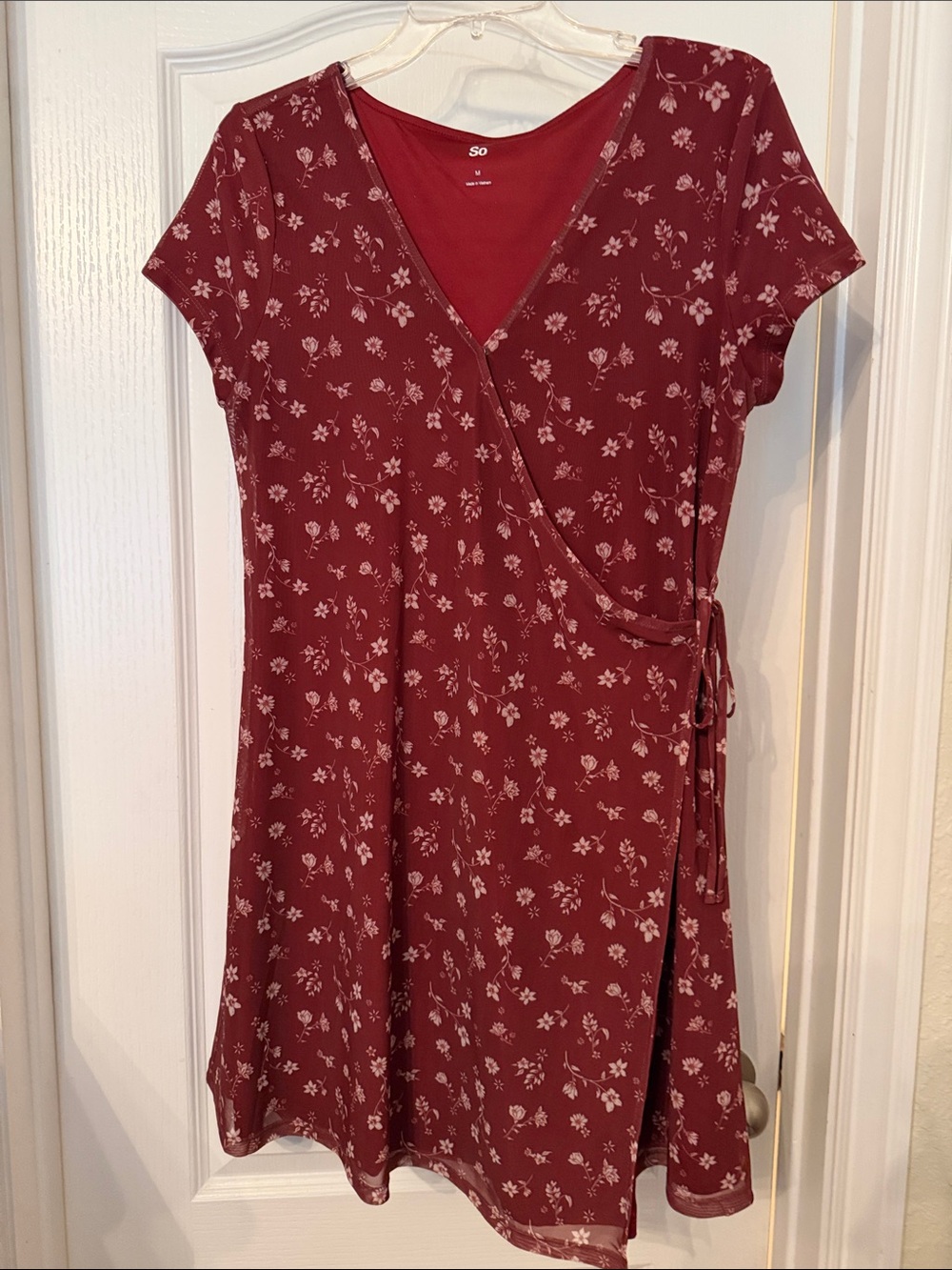 SO Maroon Floral Short Sleeve Wrap Mini Dress